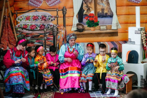 Как на Масленицу мы играли Как на Масленицу мы играли.